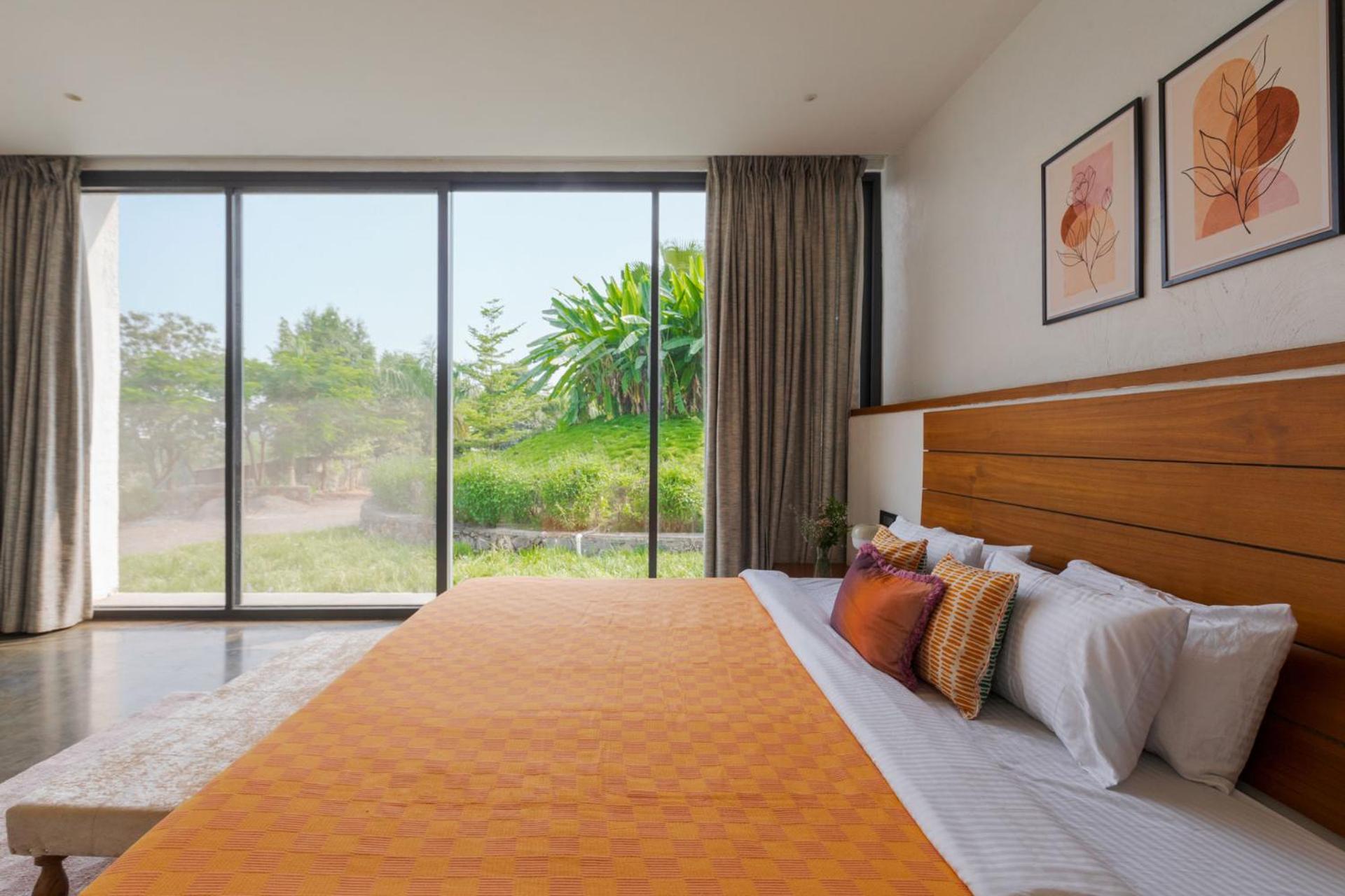 Open House By Stayvista - Nestled In Nature, Featuring A Swimming Pool & Expansive Lawn For A Serene Retreat Shikrapur Luaran gambar