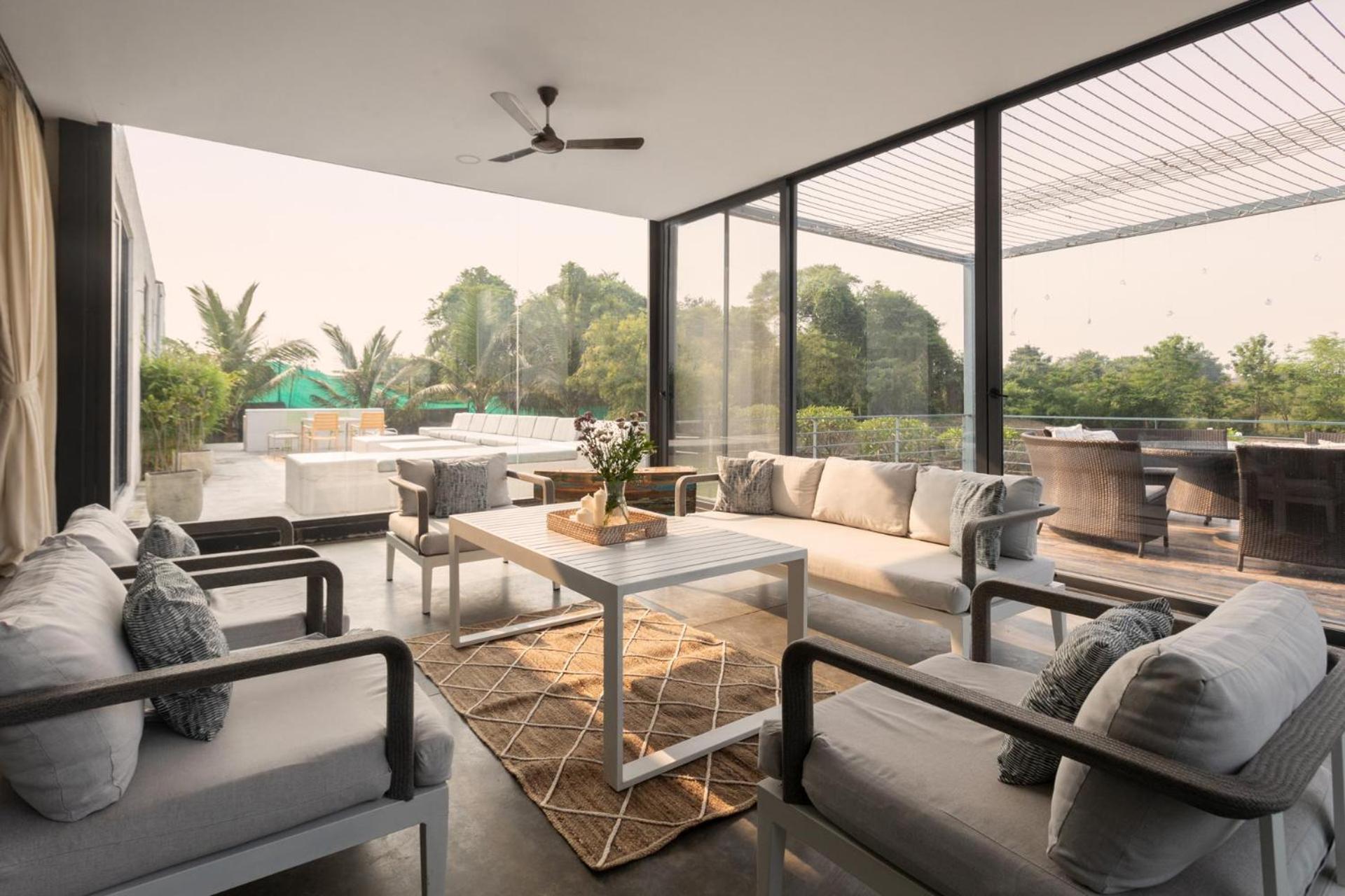 Open House By Stayvista - Nestled In Nature, Featuring A Swimming Pool & Expansive Lawn For A Serene Retreat Shikrapur Luaran gambar