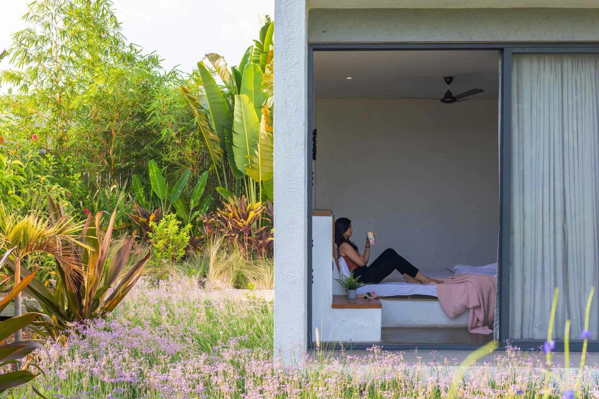 Open House By Stayvista - Nestled In Nature, Featuring A Swimming Pool & Expansive Lawn For A Serene Retreat Shikrapur Luaran gambar